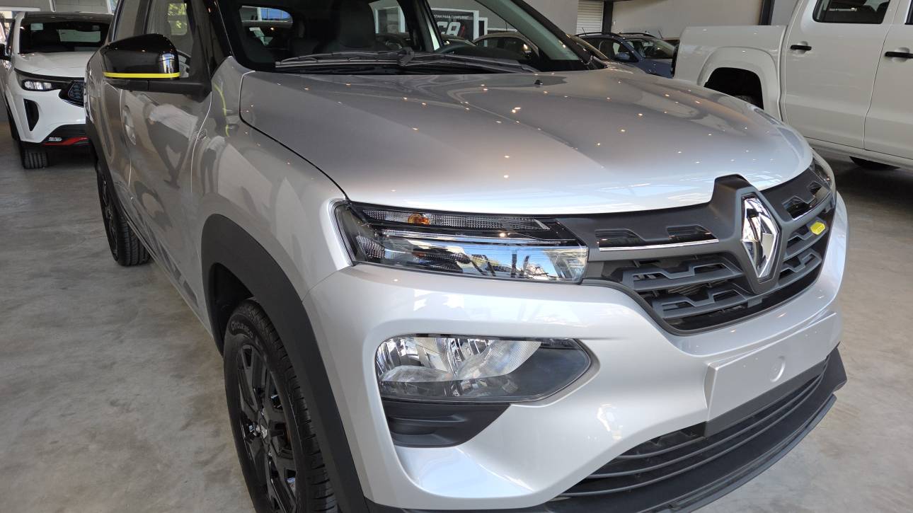Kwid – ICONIC BITONO 1.0